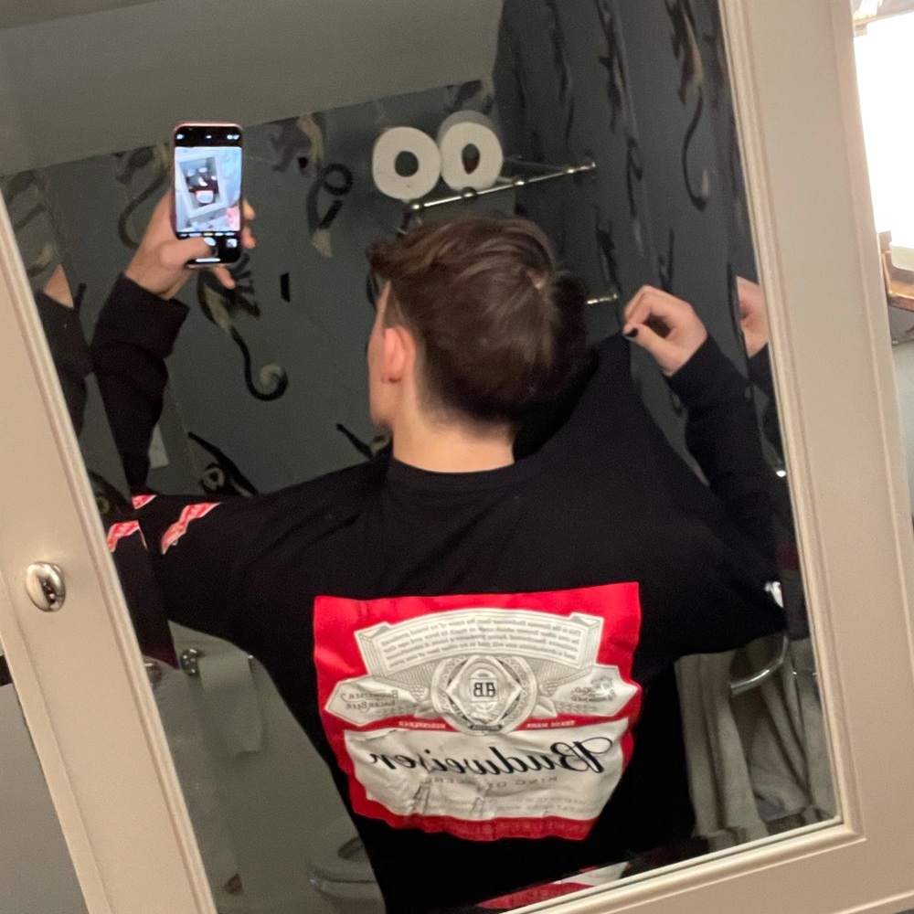 Budweiser graphic long sleeve tee vintage size large